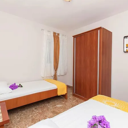 Stjepan Apartment